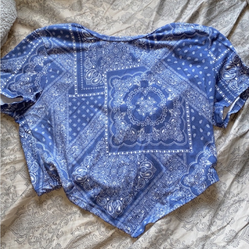 boutique top small